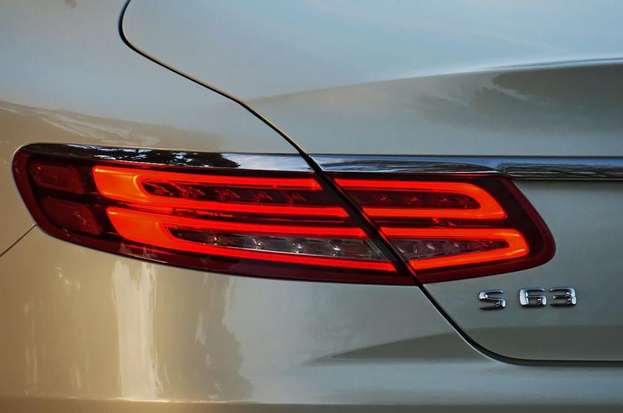  Mercedes-Benz S63 AMG Coupe 2014 года  (US) (фото 18 из 31)